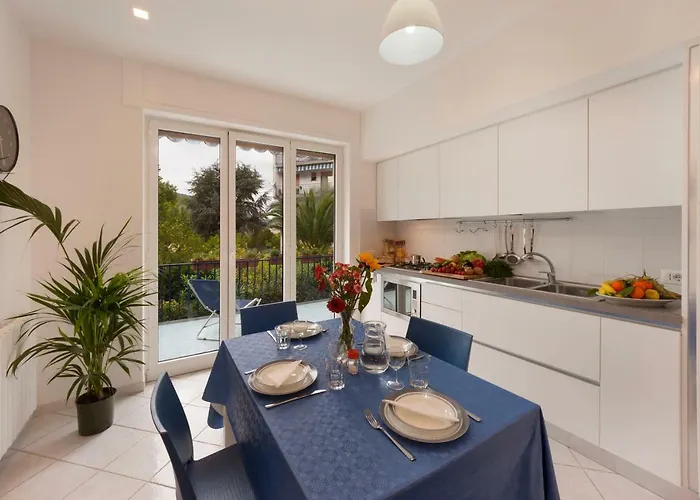 Tatil Evi Casa Aurora - In *