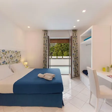 Casa Aurora - In *