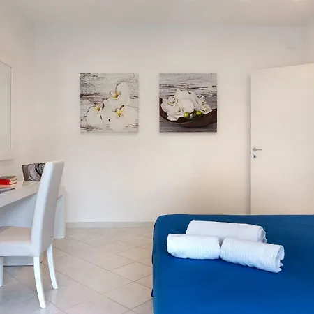 Hébergement de vacances Casa Aurora - In *